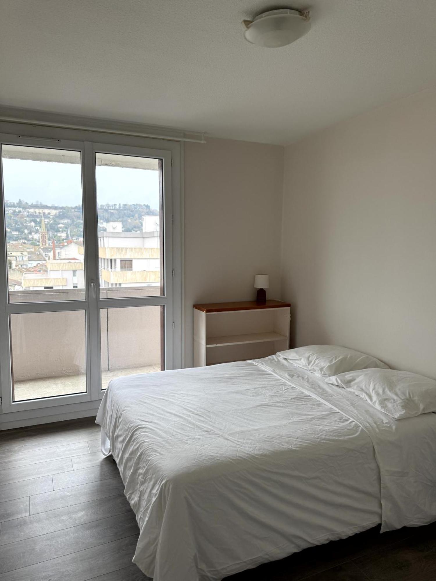 Appartement 4P 70M2 Plein Centre Avec Parking Agen Exterior photo
