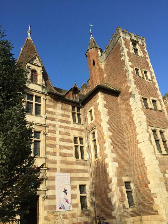 Appartement 4P 70M2 Plein Centre Avec Parking Agen Exterior photo